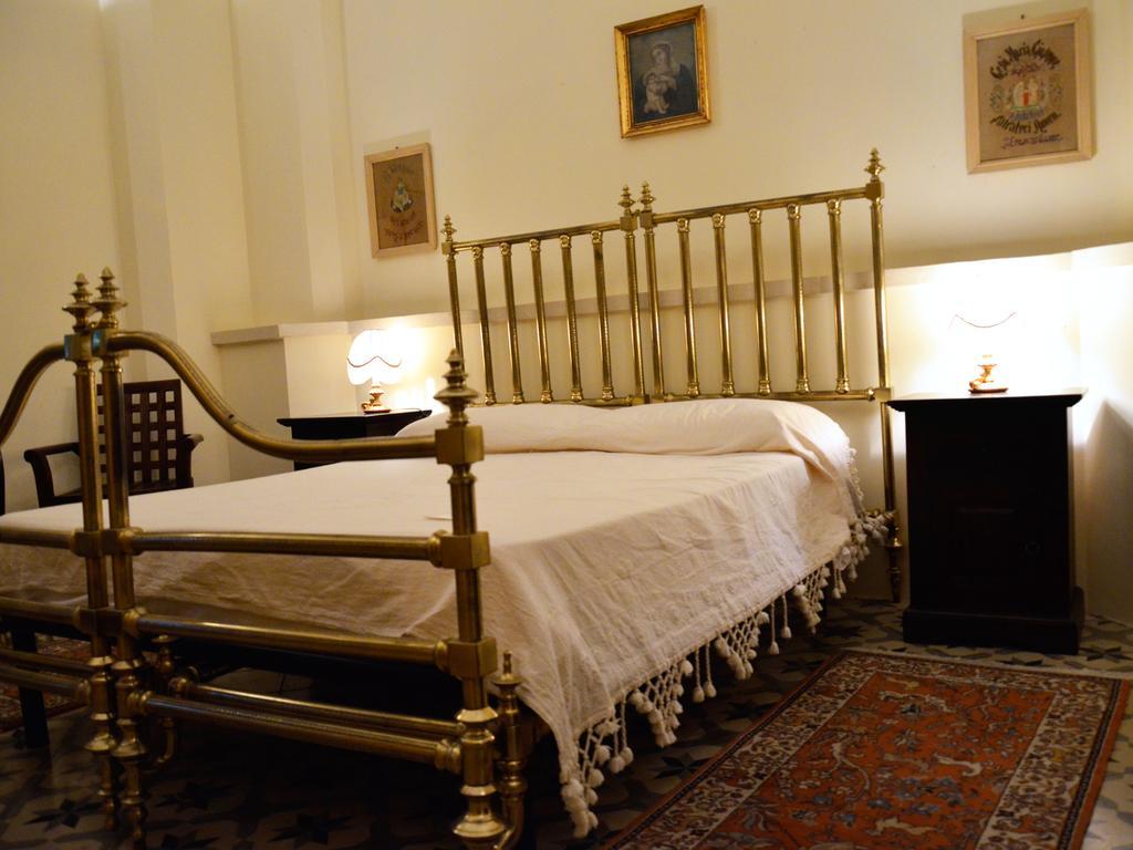 B&B Le Due Corti Martignano Habitación foto