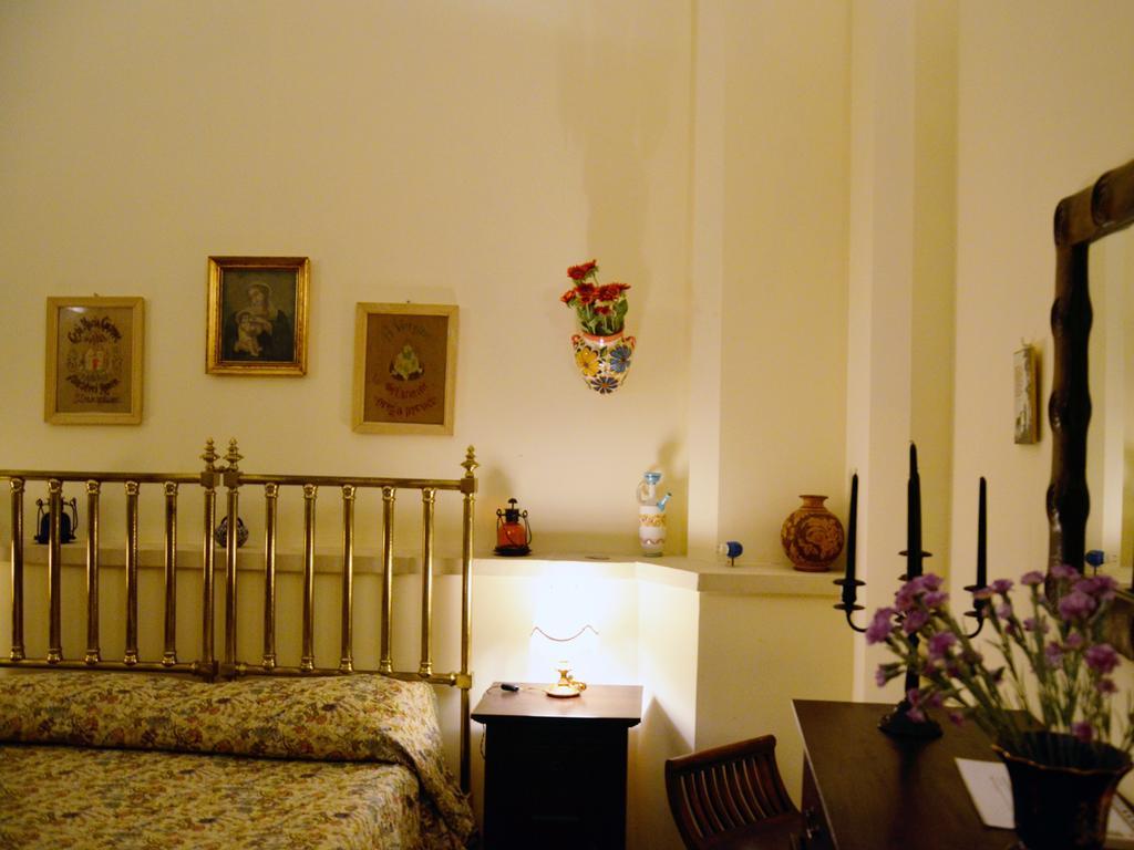 B&B Le Due Corti Martignano Habitación foto